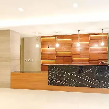 Cityscape Grand Tower Condominium